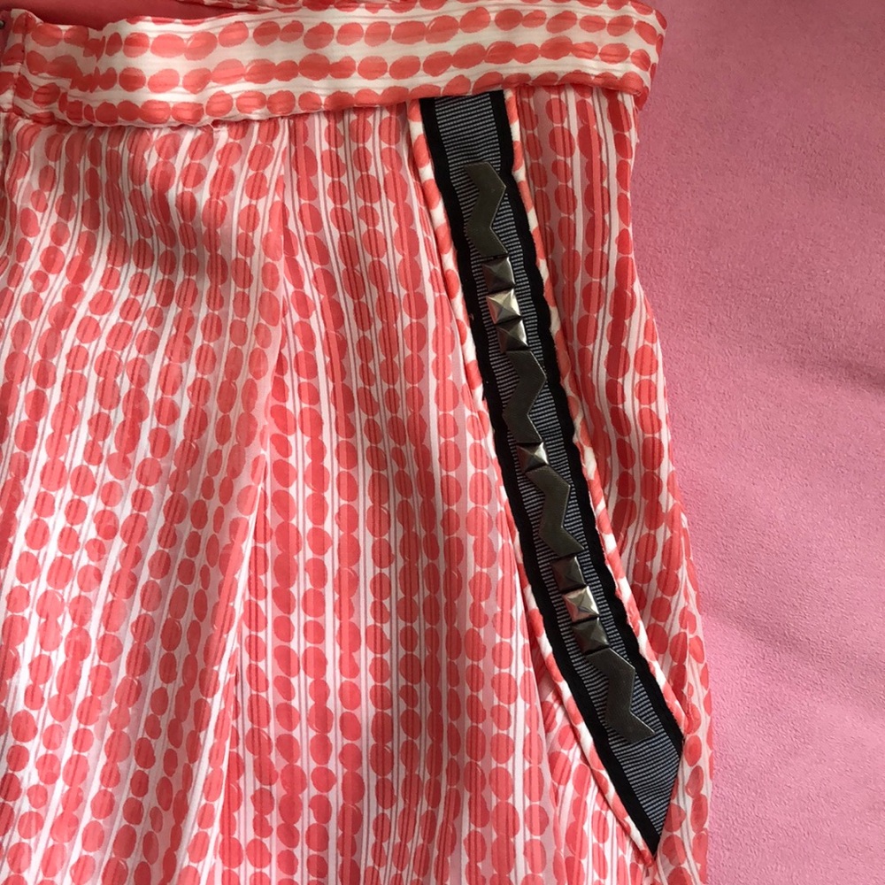 BCBGeneration mini skirt size xs - Picture 4 of 9